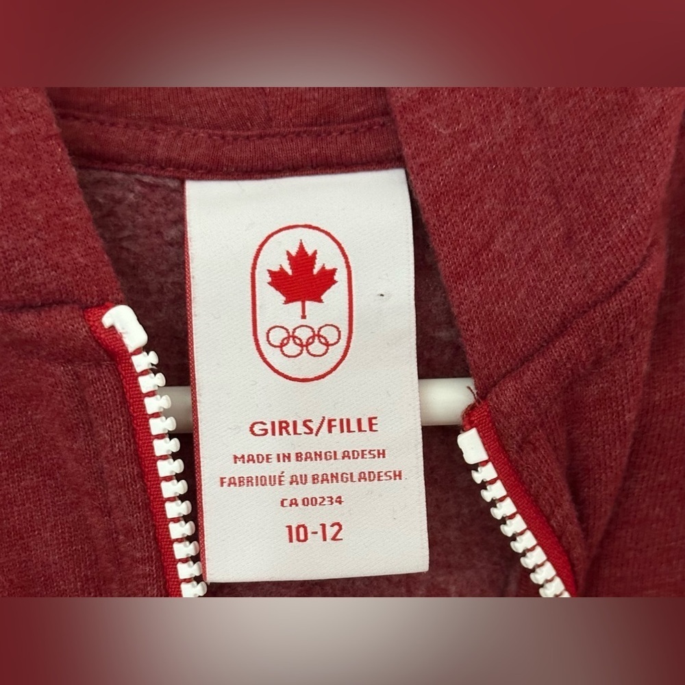 🌟NWOT🌟 Canada Girls Full Zip-Up Hoodie - Size 10-12 - Picture 4 of 9